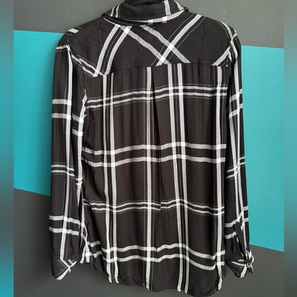 Rails Black and White Plaid Button Down Shirt size Large - Picture 7 of 12